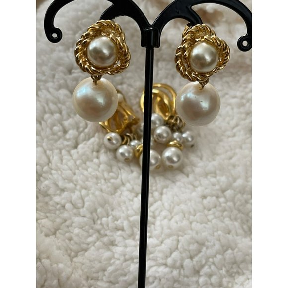 Vintage Gold Tone White Dangle Bead Clip-On Earrings - 2 Pairs - Picture 9 of 13